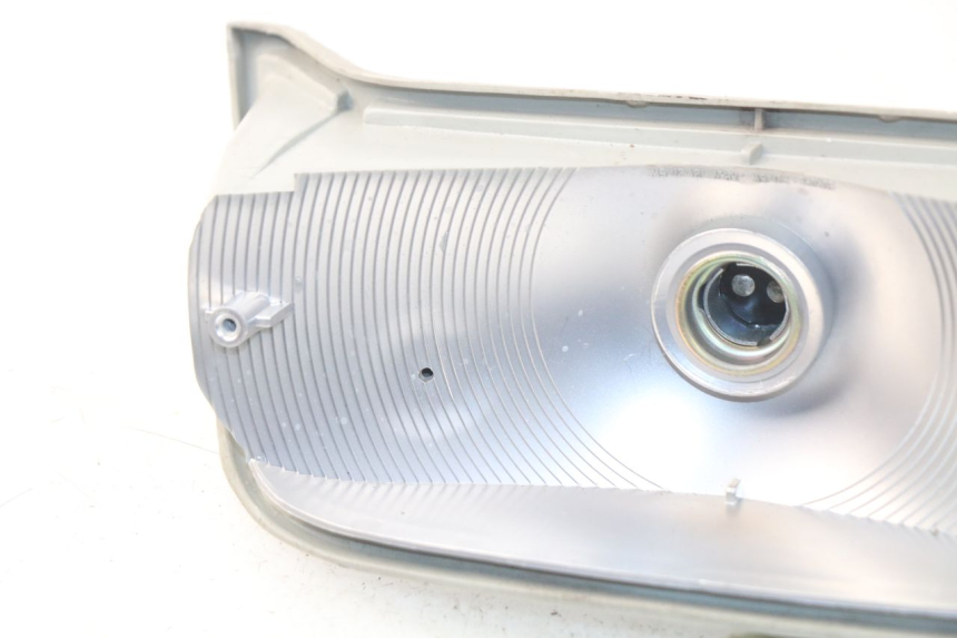 photo de LAMPA TYLNA YAMAHA XJ600 XJ DIVERSION 600 (1992 - 1997) - Punkty mocowania