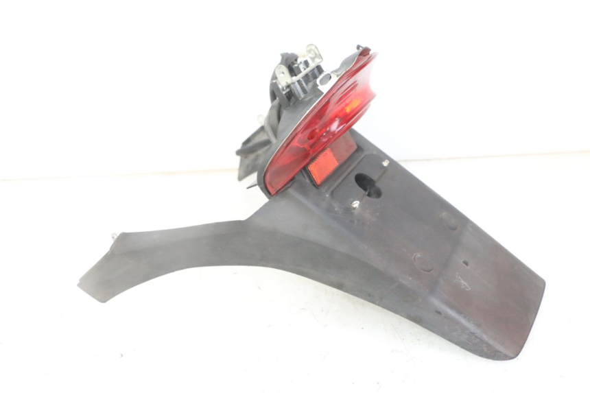 photo de LAMPA TYLNA HONDA XLV VARADERO 125 (2000 - 2006) - Widok ogólny