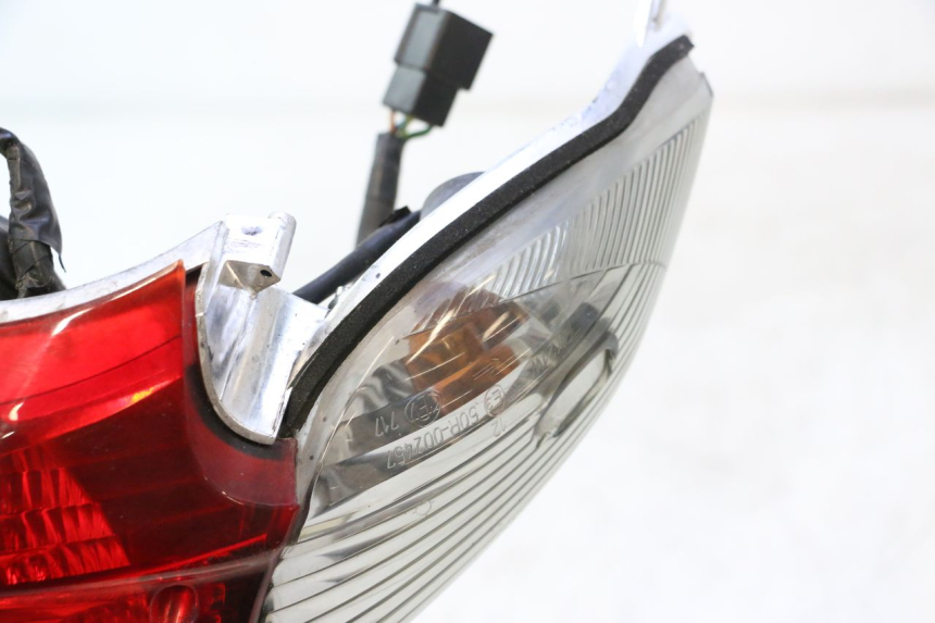 photo de ŚWIATŁO TYLNE HONDA XLV VARADERO 125 (2007 - 2012) - Inny kąt widzenia