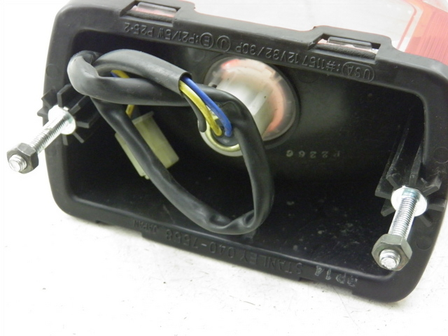 photo de TYLNA LAMPA YAMAHA TDM 900 (2004 - 2006) - Szczegół części