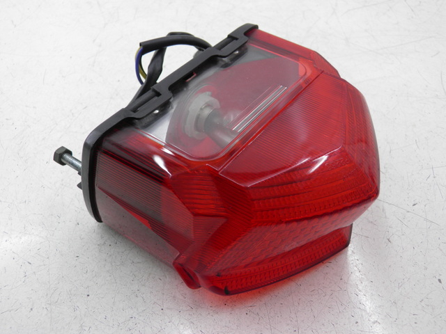 photo de TYLNA LAMPA YAMAHA TDM 900 (2004 - 2006) - Inny kąt widzenia