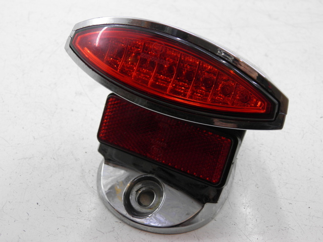 photo de LAMPA TYLNA YAMASAKI YM50QT-N3 RETRO 50 (2012 - 2014) - Widok główny