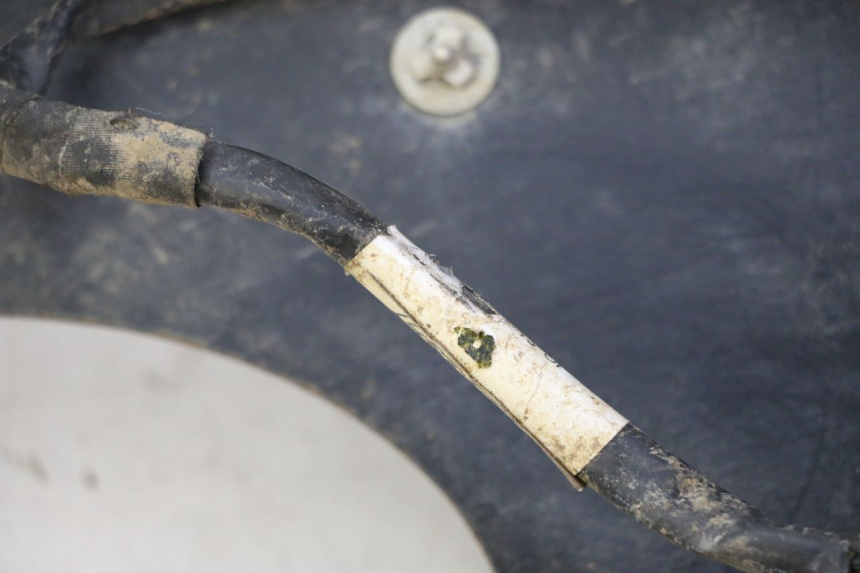 photo de LAMPA TYLNA YAMAHA YFM GRIZZLY 550 (2008 - 2015) - Szczegół części