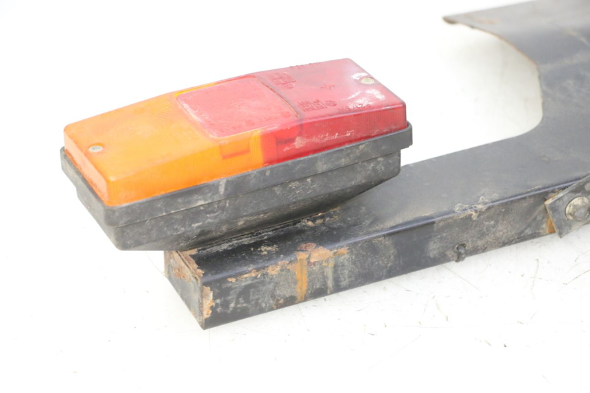 photo de LAMPA TYLNA YAMAHA YFM GRIZZLY 550 (2008 - 2015) - Oznaczenia i referencje