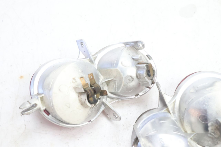 photo de LAMPA TYLNA YAMAHA YP MAJESTY 125 (2007 - 2010) - Szczegół części