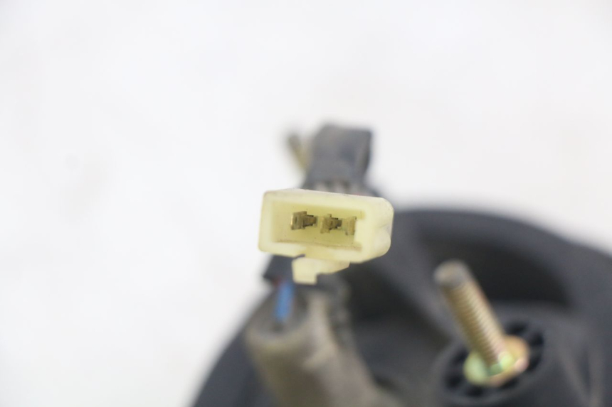 photo de LAMPA TYLNA YAMAHA YZF R THUNDERCAT 600 (1996 - 2003) - Szczegół części