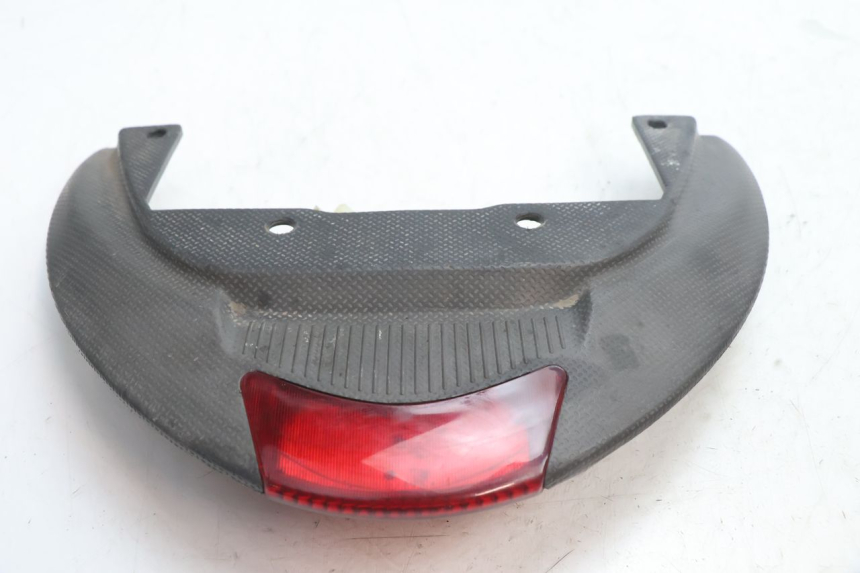 photo de LAMPA TYLNA PIAGGIO ZIP 2T 50 (2009 - 2019) - Zbliżenie techniczne