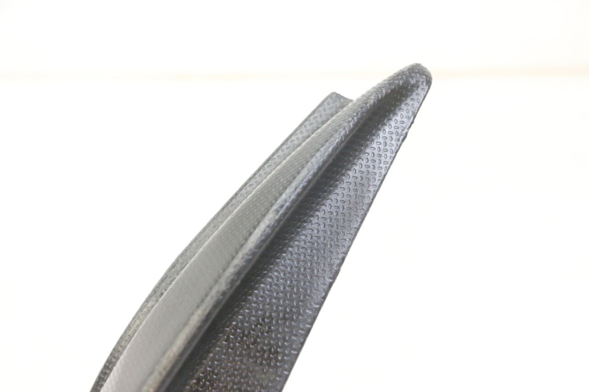 photo de LAMPA TYLNA PIAGGIO ZIP 4T 50 (2018 - 2020) - Zoom stanu zużycia