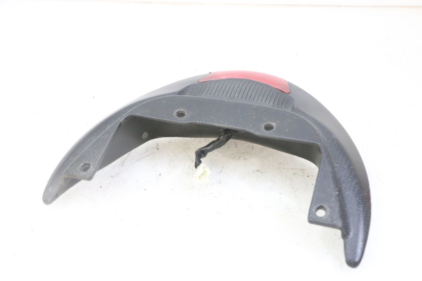 photo de LAMPA TYLNA PIAGGIO ZIP 4T 50 (2018 - 2020) - Zbliżenie techniczne