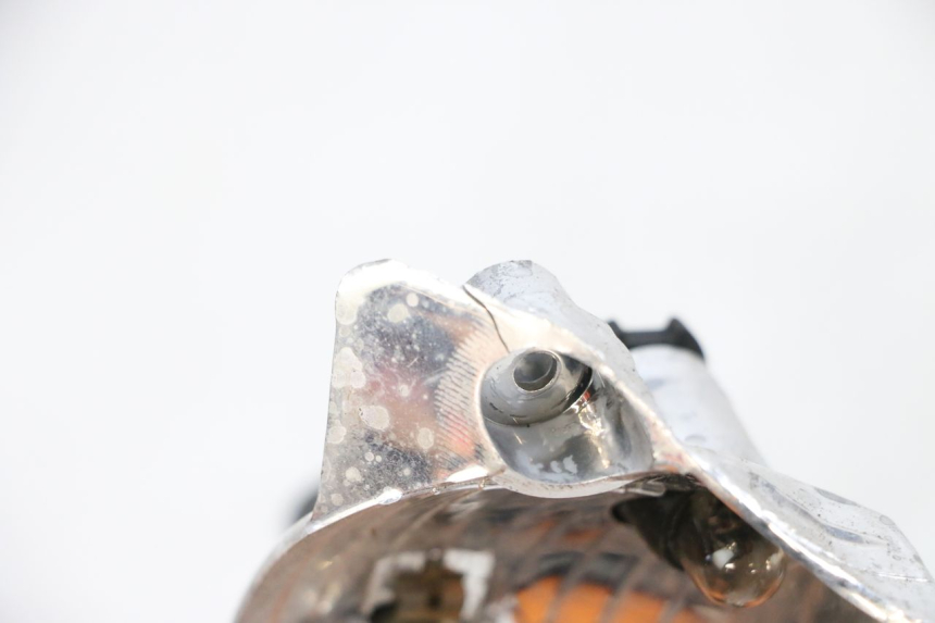 photo de LAMPA TYLNA PIAGGIO ZIP 4T 50 (2018 - 2020) - Szczegóły charakterystyczne