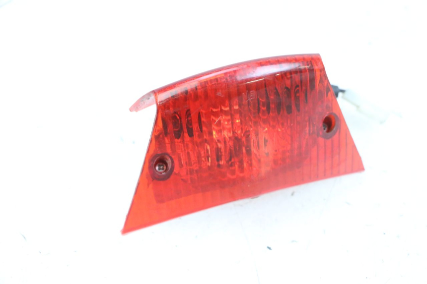 photo de LAMPA TYLNA PIAGGIO ZIP 4T 50 (2018 - 2020) - Inny kąt widzenia