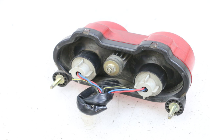 photo de LAMPA TYLNA KAWASAKI ZR 7 750 (1999 - 2004) - Szczegół części