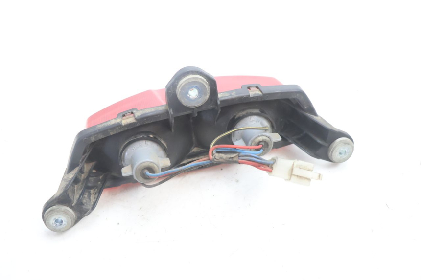 photo de LAMPA TYLNA KAWASAKI ZX-6R ZX6R 600 (1995 - 1997) - Zbliżenie techniczne