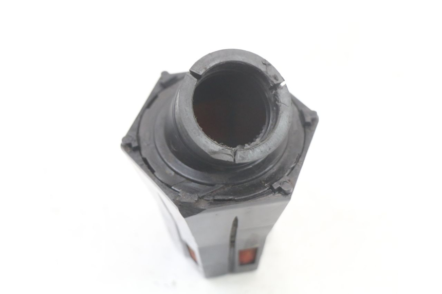 photo de FILTR POWIETRZA PEUGEOT KISBEE 2T 50 (2010 - 2017) - Punkty mocowania