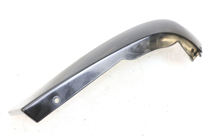 photo de PRAWY TYLNY BOK E-MAX 80L 1 (2011 - 2014) - Punkty mocowania