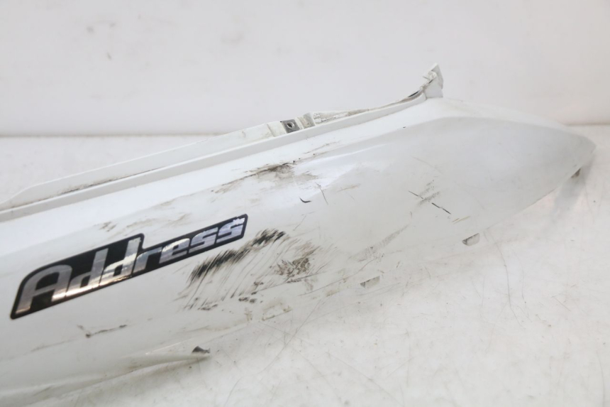 photo de PRAWY TYLNY BOK SUZUKI ADDRESS 110 (2015 - 2020) - Stan powierzchni