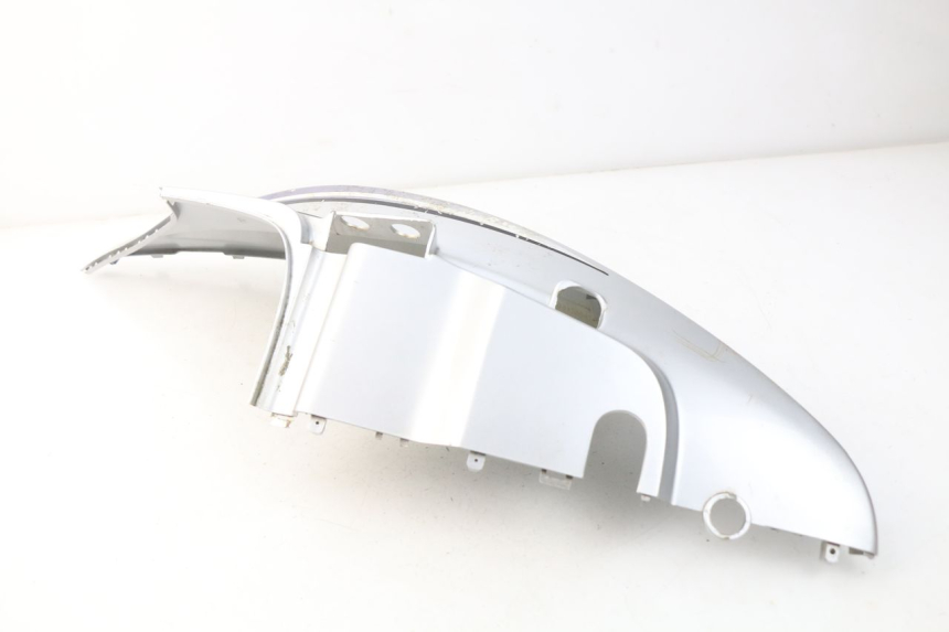 photo de PRAWY TYLNY BOK KYMCO AGILITY 4T 50 (2005 - 2018) - Widok produktu