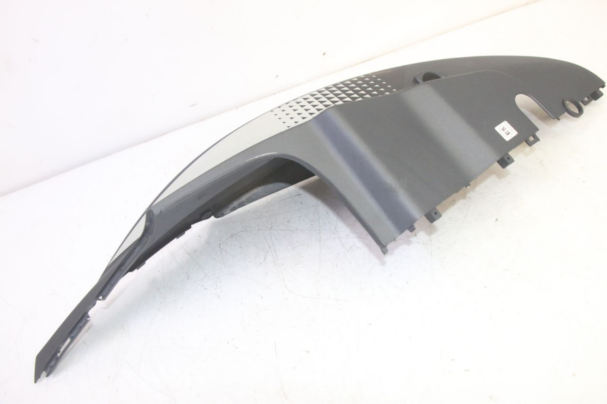 photo de PRAWY TYLNY BOK KYMCO AGILITY 4T 50 (2018 - 2022) - Widok ogólny