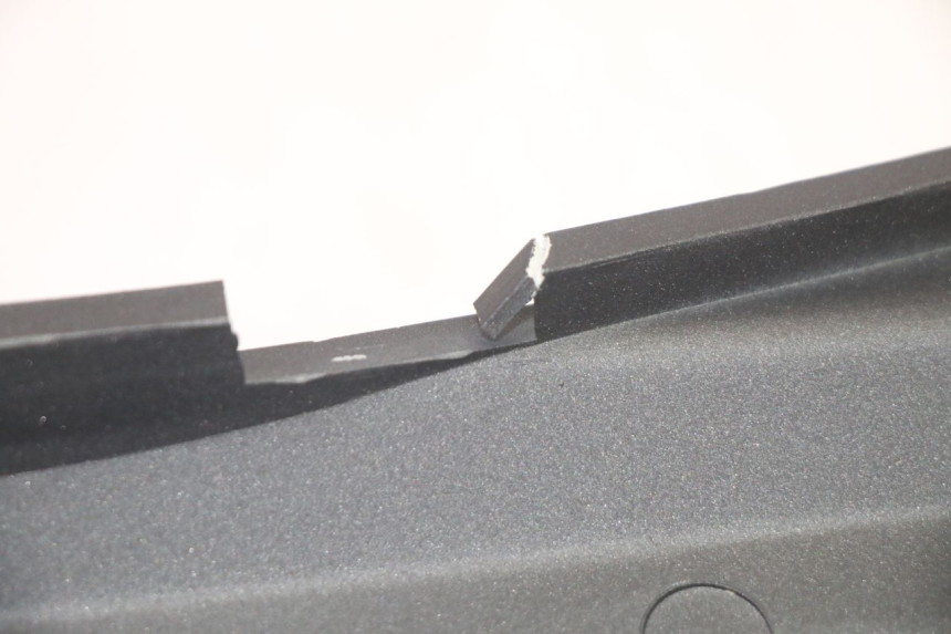 photo de PRAWY TYLNY BOK KYMCO AGILITY 4T 50 (2018 - 2022) - Oznaczenia i referencje