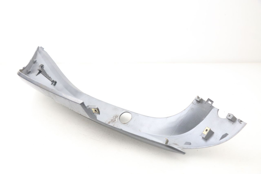 photo de PRAWY TYLNY BOK KYMCO AGILITY CITY 2T 50 (2008 - 2016) - Szczegół części