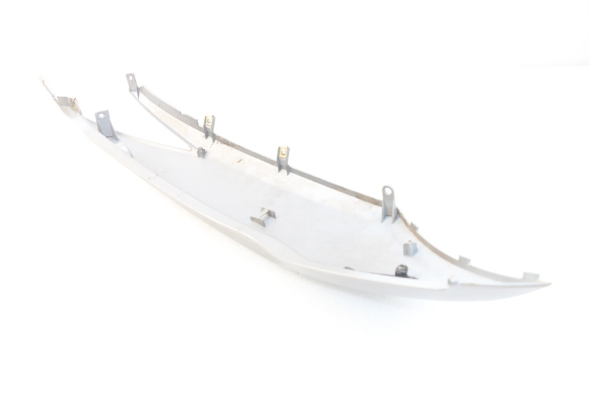 photo de PRAWY TYLNY BOK KYMCO AGILITY CITY 4T 50 (2008 - 2016) - Szczegół części