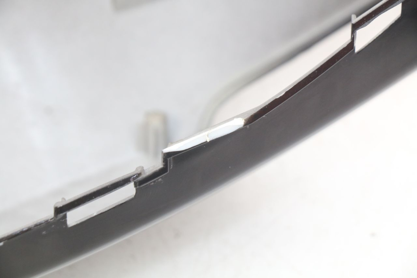 photo de PRAWY TYLNY BOK KYMCO AGILITY RS 2T 50 (2009 - 2013) - Zoom stanu zużycia