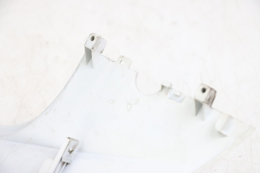 photo de PRAWY TYLNY BOK KYMCO AGILITY RS 4T 50 (2009 - 2013) - Zoom stanu zużycia