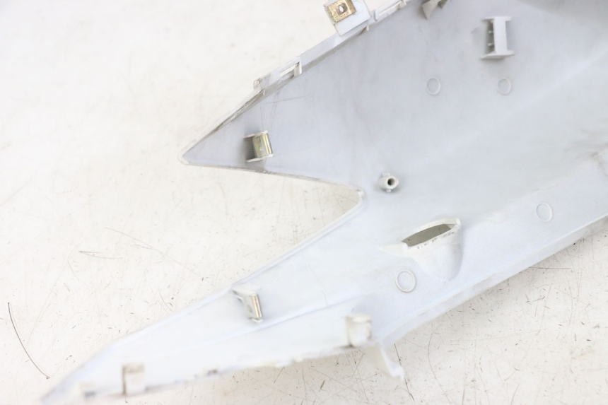 photo de PRAWY TYLNY BOK KYMCO AGILITY RS 4T 50 (2009 - 2013) - Inny kąt widzenia