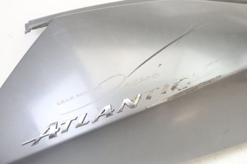 photo de PRAWY TYLNY BOK APRILIA ATLANTIC 125 (2003 - 2009) - Inny kąt widzenia