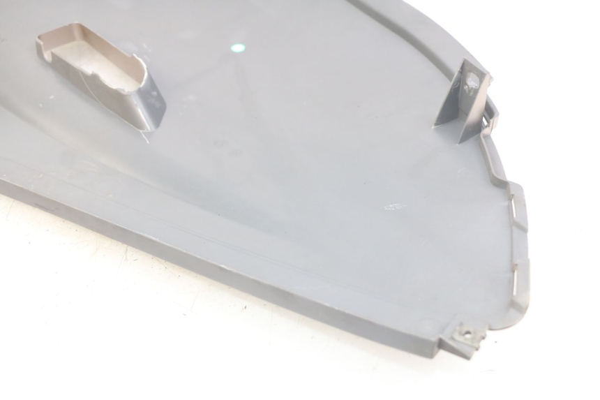 photo de PRAWY TYLNY BOK ECCITY ARTELEC 670 1 (2013 - 2017) - Inny kąt widzenia