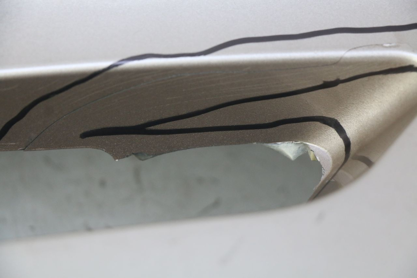 photo de PRAWY TYLNY BOK ECCITY ARTELEC 670 1 (2013 - 2017) - Stan powierzchni