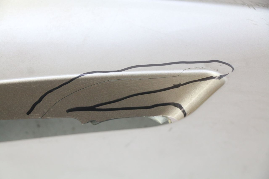 photo de PRAWY TYLNY BOK ECCITY ARTELEC 670 1 (2013 - 2017) - Część sprawdzona