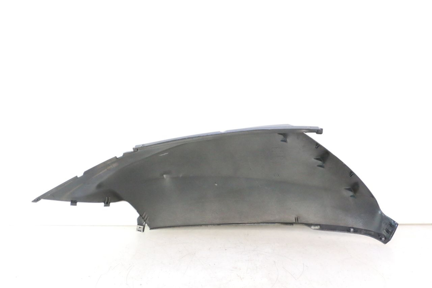 photo de PRAWY TYLNY BOK APRILIA ATLANTIC S 125 (2010 - 2013) - Widok produktu