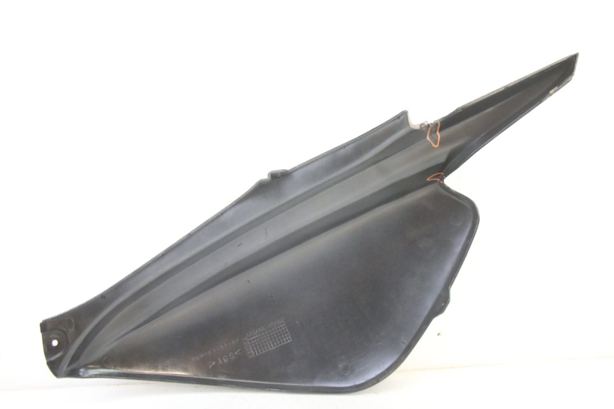 photo de PRAWY TYLNY BOK MBK BOOSTER NEXT GENERATION 50 (1995 - 1998) - Oznaczenia i referencje