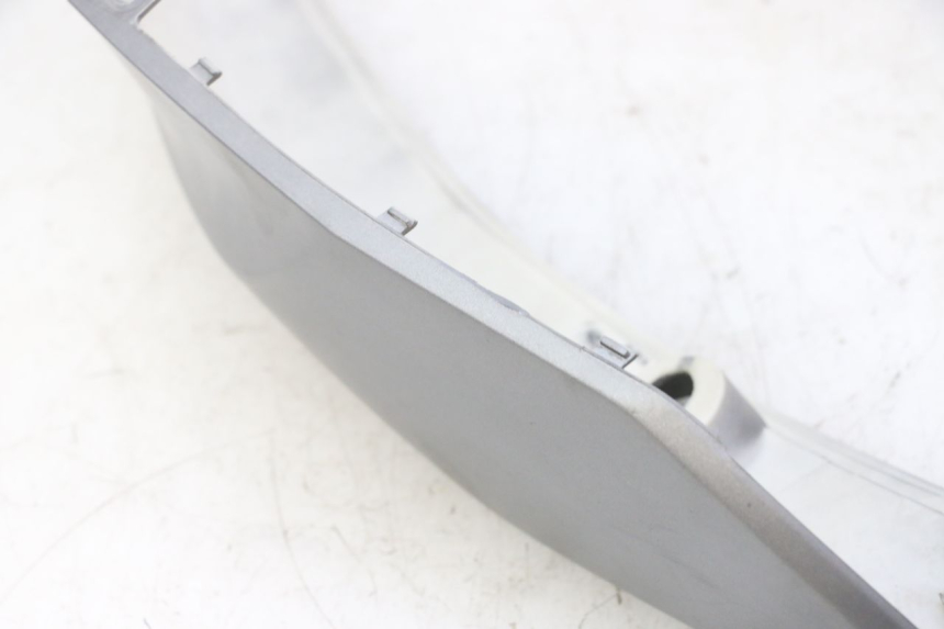 photo de PRAWY TYLNY BOK MOTRON BREEZY 4T 50 (2021 - 2025) - Zbliżenie techniczne