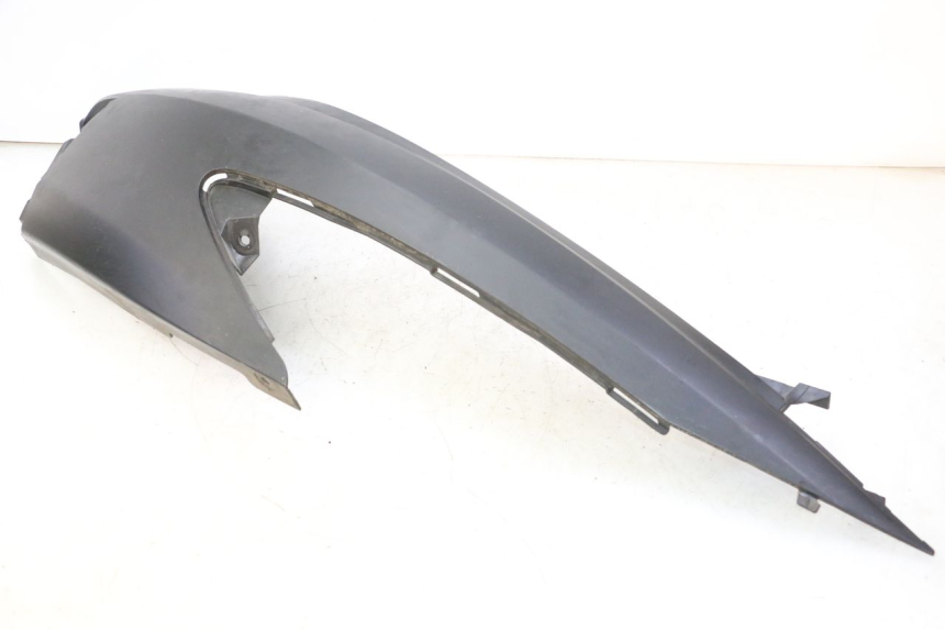 photo de PRAWY TYLNY BOK SUZUKI BURGMAN 125 (2007 - 2014) - Oznaczenia i referencje