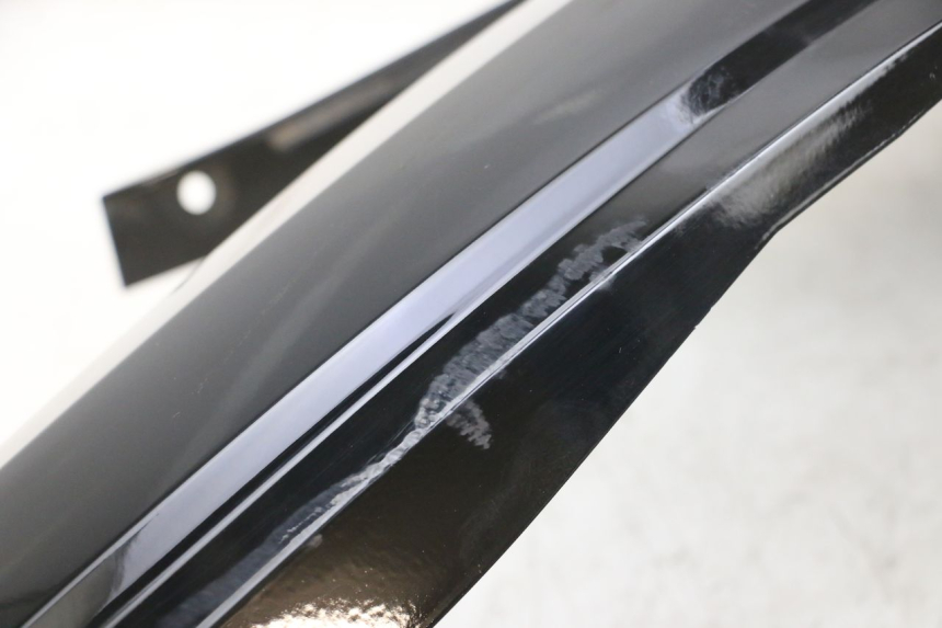 photo de PRAWY TYLNY BOK SUZUKI BURGMAN 125 (2007 - 2014) - Widok ogólny