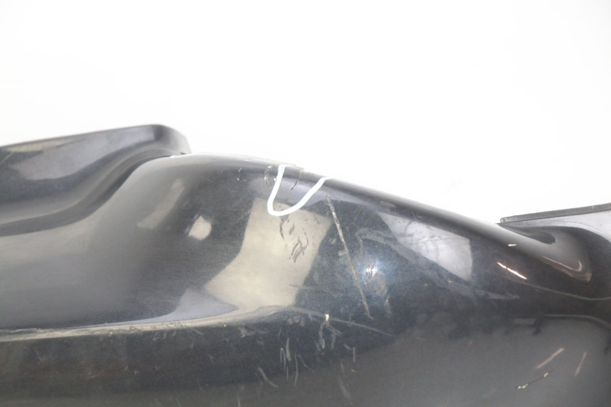 photo de PRAWY TYLNY BOK BMW C1 125 (2000 - 2003) - Struktura - zbliżenie