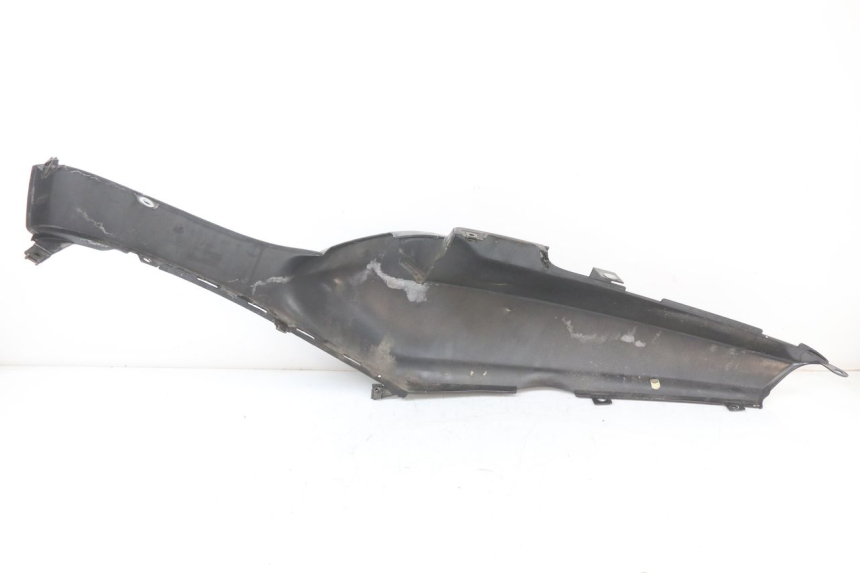 photo de PRAWY TYLNY BOK BMW C1 125 (2000 - 2003) - Oznaczenia i referencje