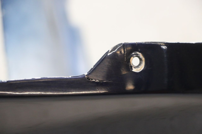 photo de PRAWY TYLNY BOK HONDA CBR RR FIREBLADE 900 (1992 - 1994) - Zbliżenie techniczne