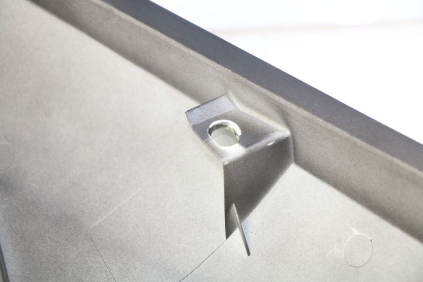 photo de PRAWY TYLNY BOK PEUGEOT CITYSTAR 2T 50 (2018 - 2021) - Inny kąt widzenia