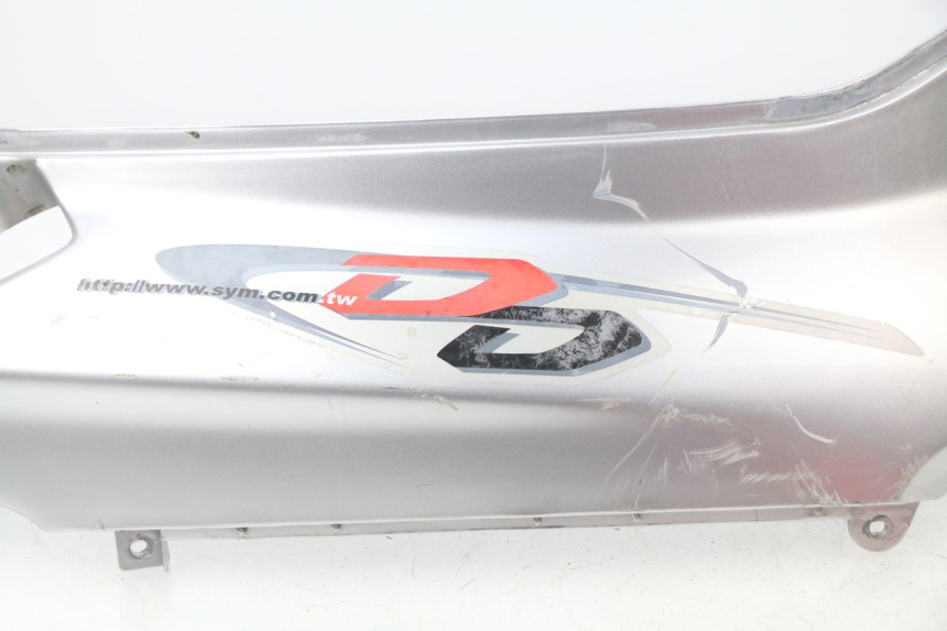photo de PRAWY TYLNY BOK SYM DD 50 (2005 - 2011) - Zbliżenie komponentów