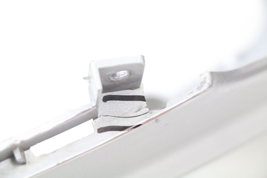 photo de PRAWY TYLNY BOK SYM DD 50 (2005 - 2011) - Zoom stanu zużycia