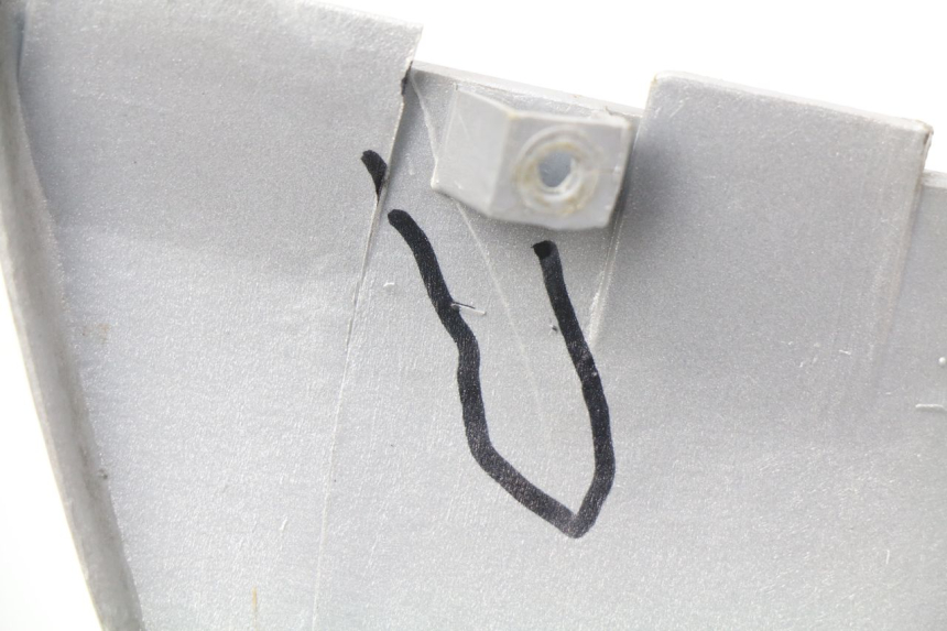 photo de PRAWY TYLNY BOK SYM DD 50 (2005 - 2011) - Punkty mocowania