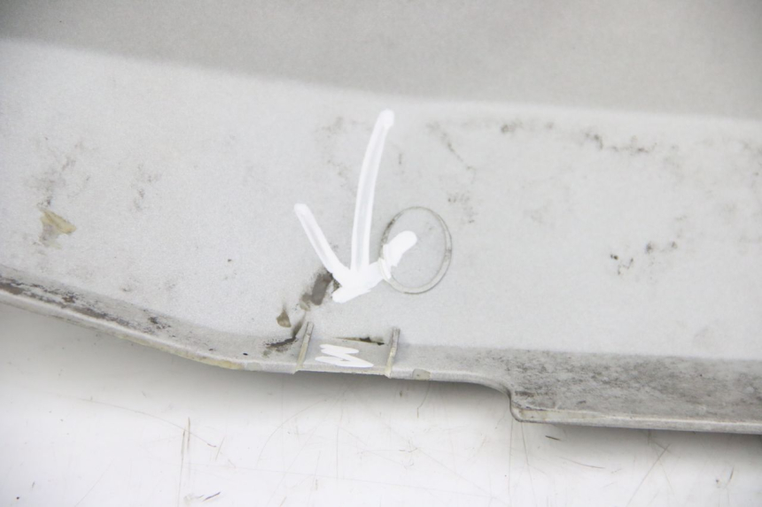 photo de PRAWY TYLNY BOK KYMCO DINK STREET 125 (2009 - 2014) - Zbliżenie komponentów