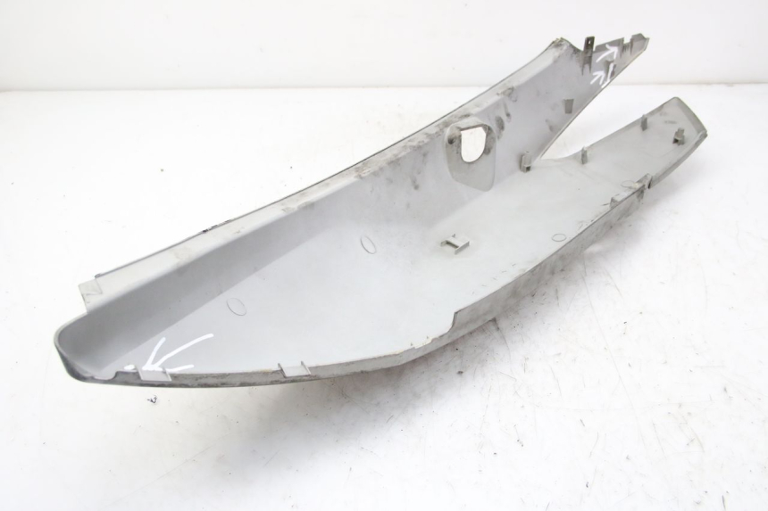 photo de PRAWY TYLNY BOK KYMCO DINK STREET 125 (2009 - 2014) - Punkty mocowania