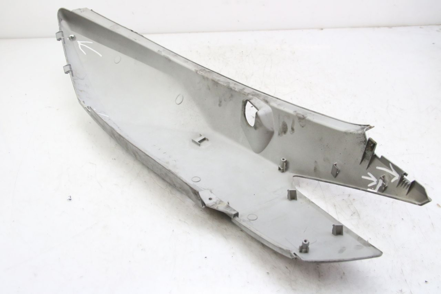 photo de PRAWY TYLNY BOK KYMCO DINK STREET 125 (2009 - 2014) - Oznaczenia i referencje