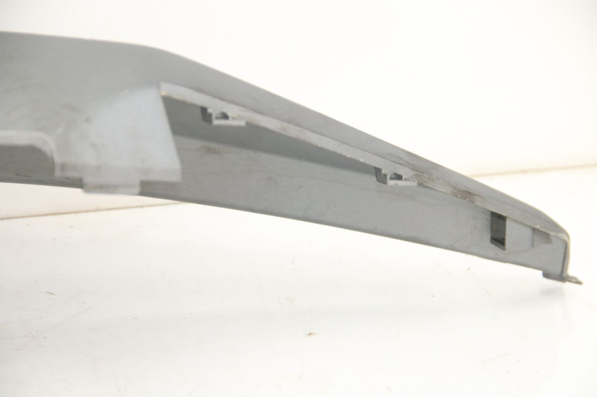 photo de PRAWY TYLNY BOK KYMCO DOWNTOWN ABS 125 (2015 - 2017) - Widok z bliska