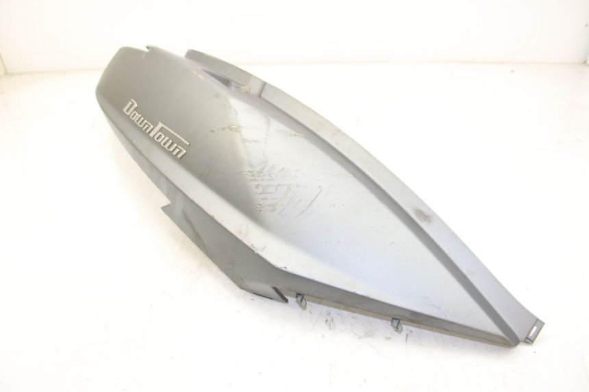 photo de PRAWY TYLNY BOK KYMCO DOWNTOWN ABS 125 (2015 - 2017) - Struktura - zbliżenie