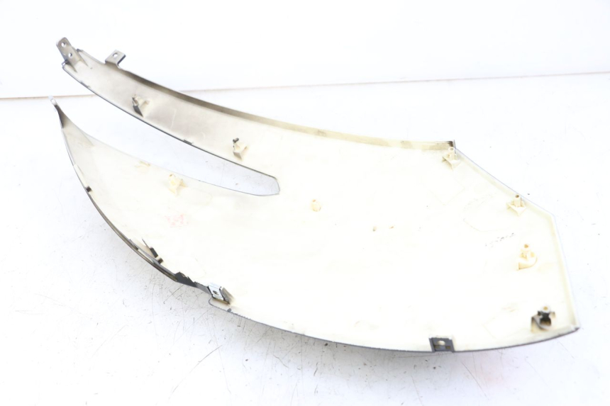 photo de PRAWY TYLNY BOK WAYSCRAL E-START 1 (2018 - 2022) - Szczegół części